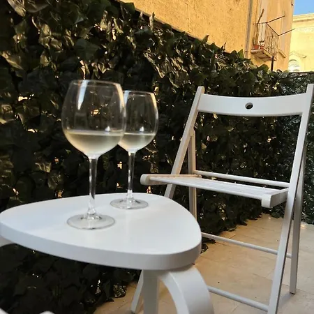 Com A Cas - Feel At In The Old Town